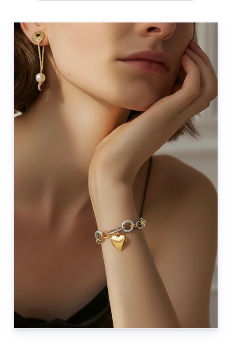 Stainless steel heart pendant link bracelet