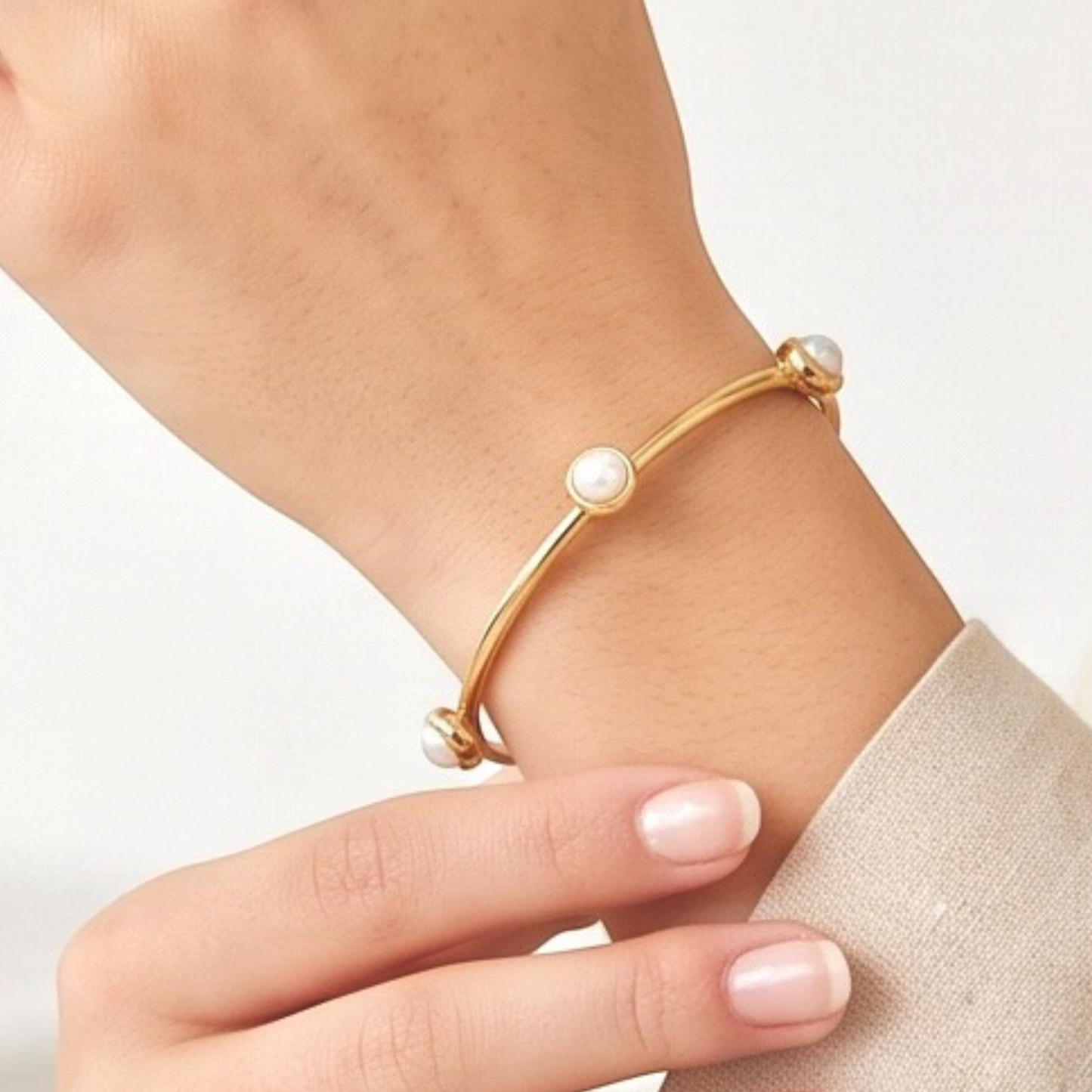 18K Gold Plated-Stainless steel Bangle Bracelet