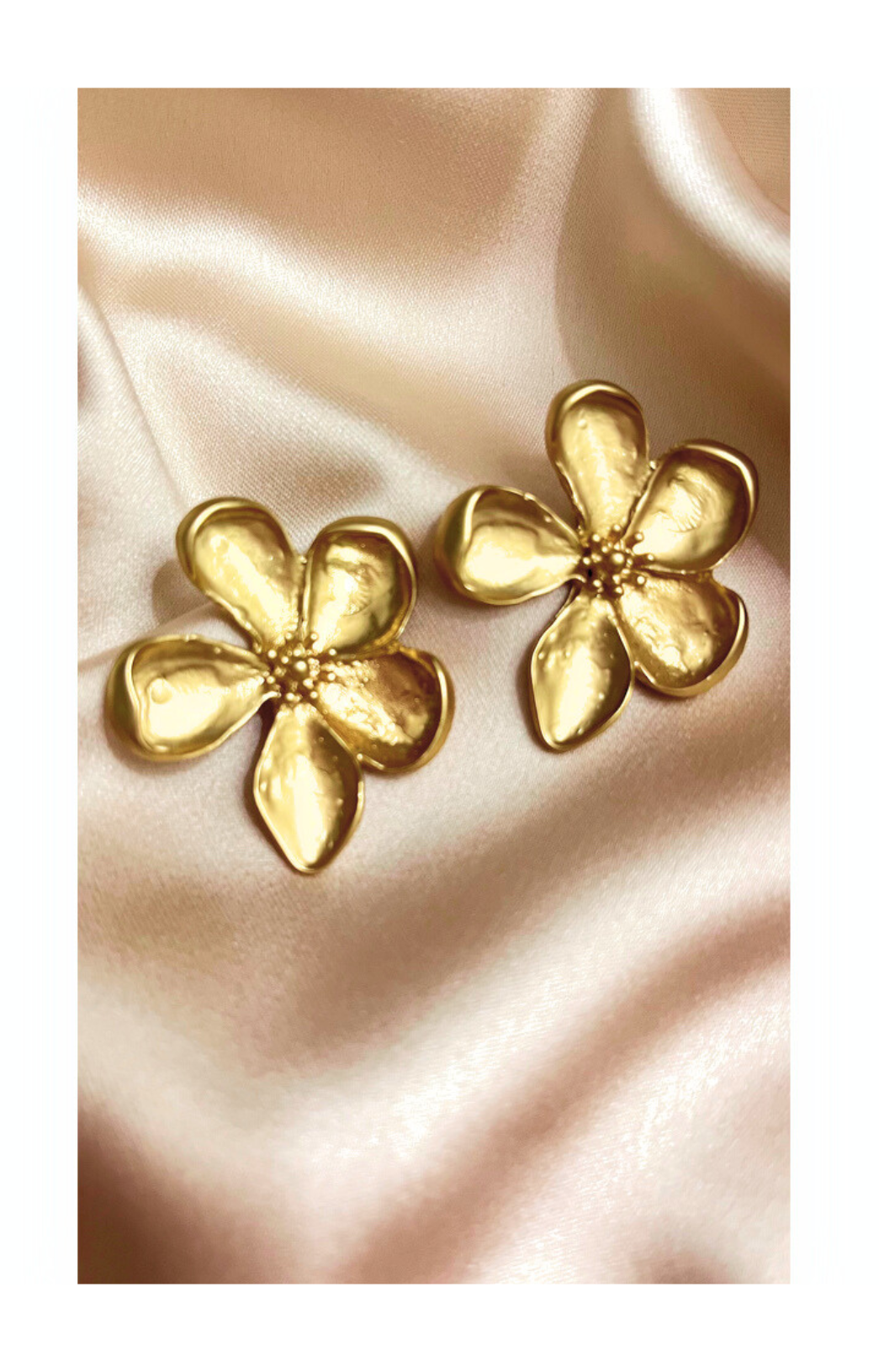 Gold-Toned Zinc Alloy Flower-Shaped Earrings