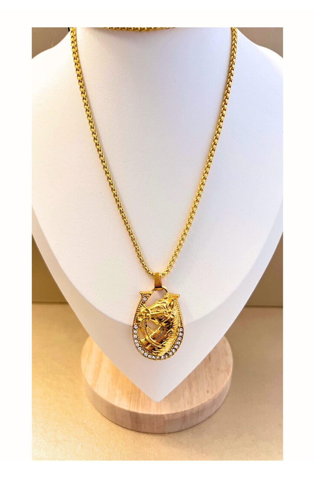Golden Alloy Horse Head Pendant Necklace for Men