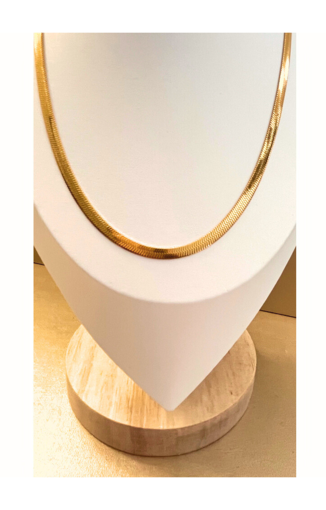 Elegant Gold-Plated Snake Chain – Timeless Accessory