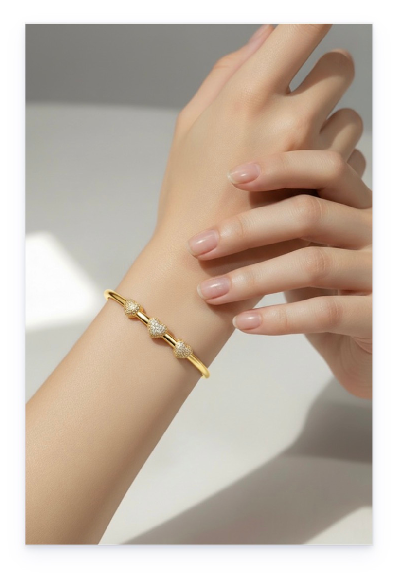 Heart Bangle Bracelet - 18K Gold Plated Stainless Steel