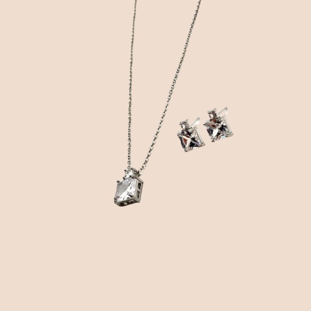 White Gold-Plated Necklace with Zircon Inlay Pendant Set
