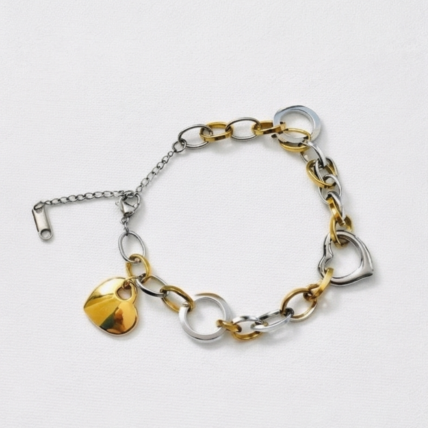Stainless steel heart pendant link bracelet