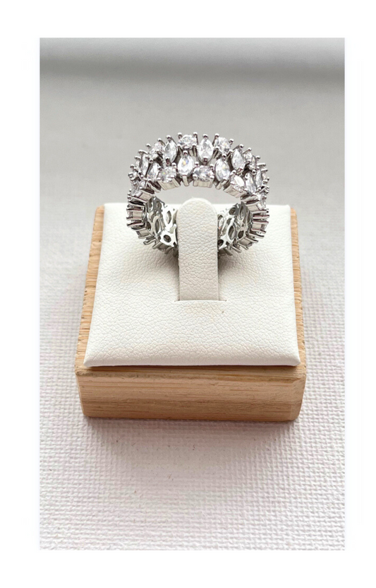 Silver plated-Synthetic Crystals Band Ring