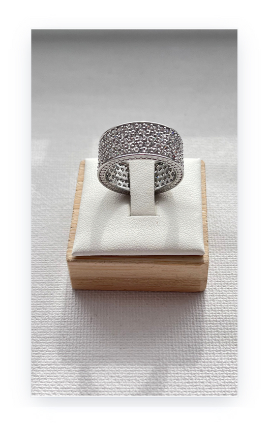 Siver plated band shape ring