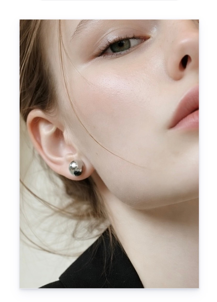 Ball Ear stud earrings