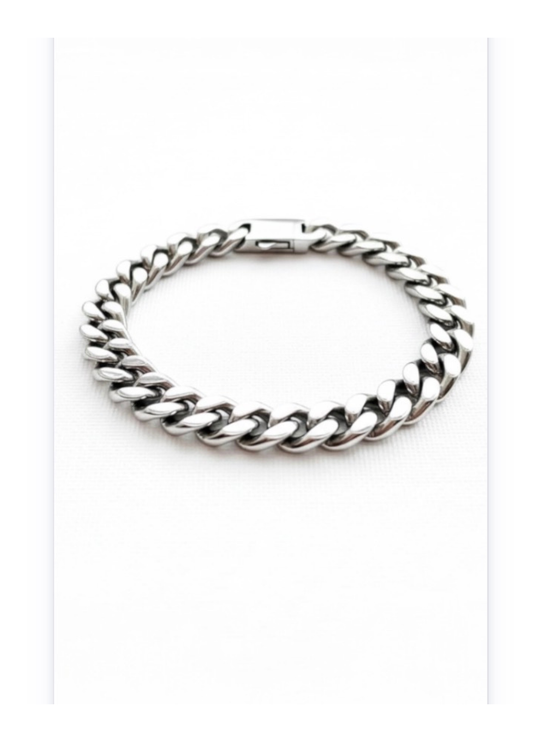 Cuban link bracelet