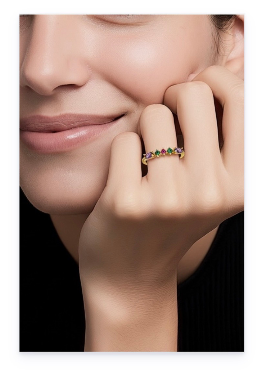 .925 silver ring with zircons inlay