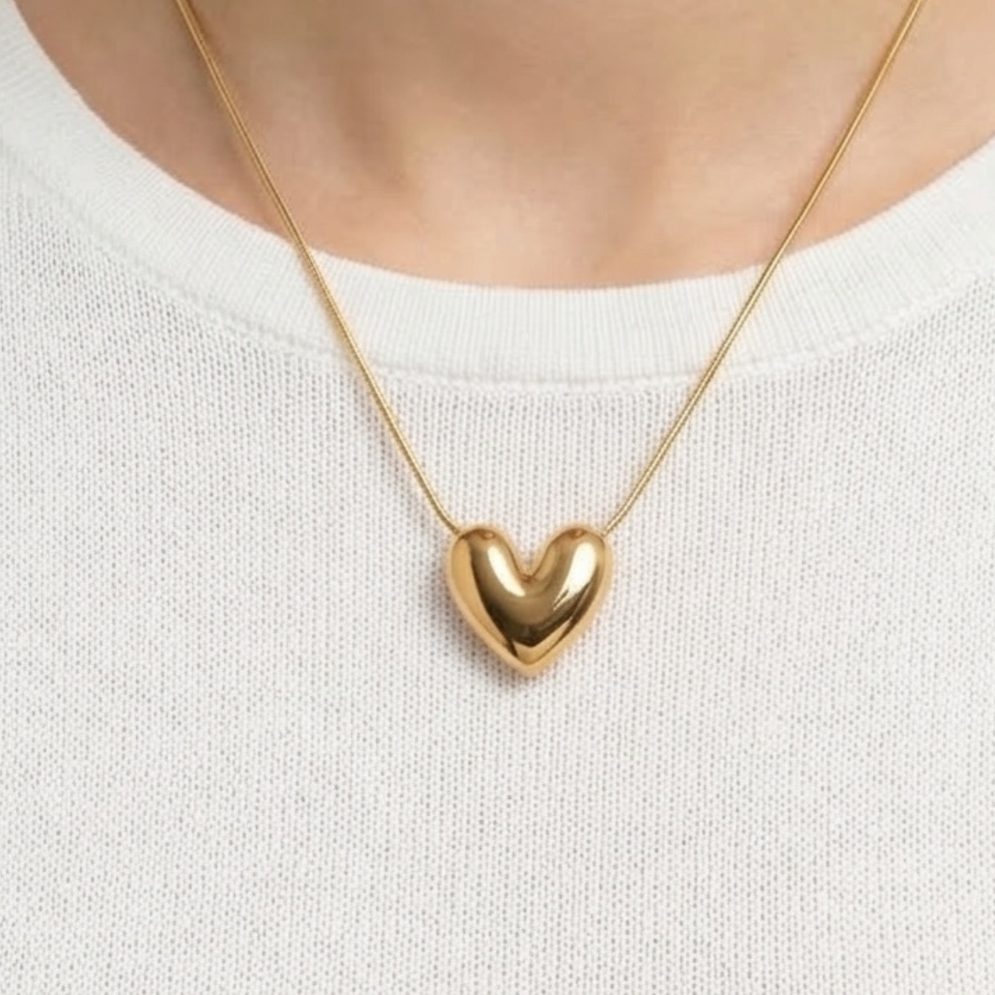 Stainless steel heart pendant necklace