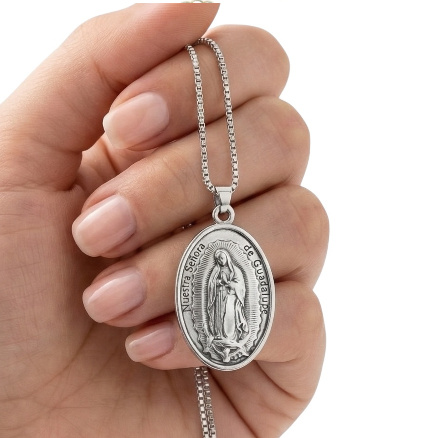 Virgin Mary Pendant Necklace – Simple Chain for Men and Women