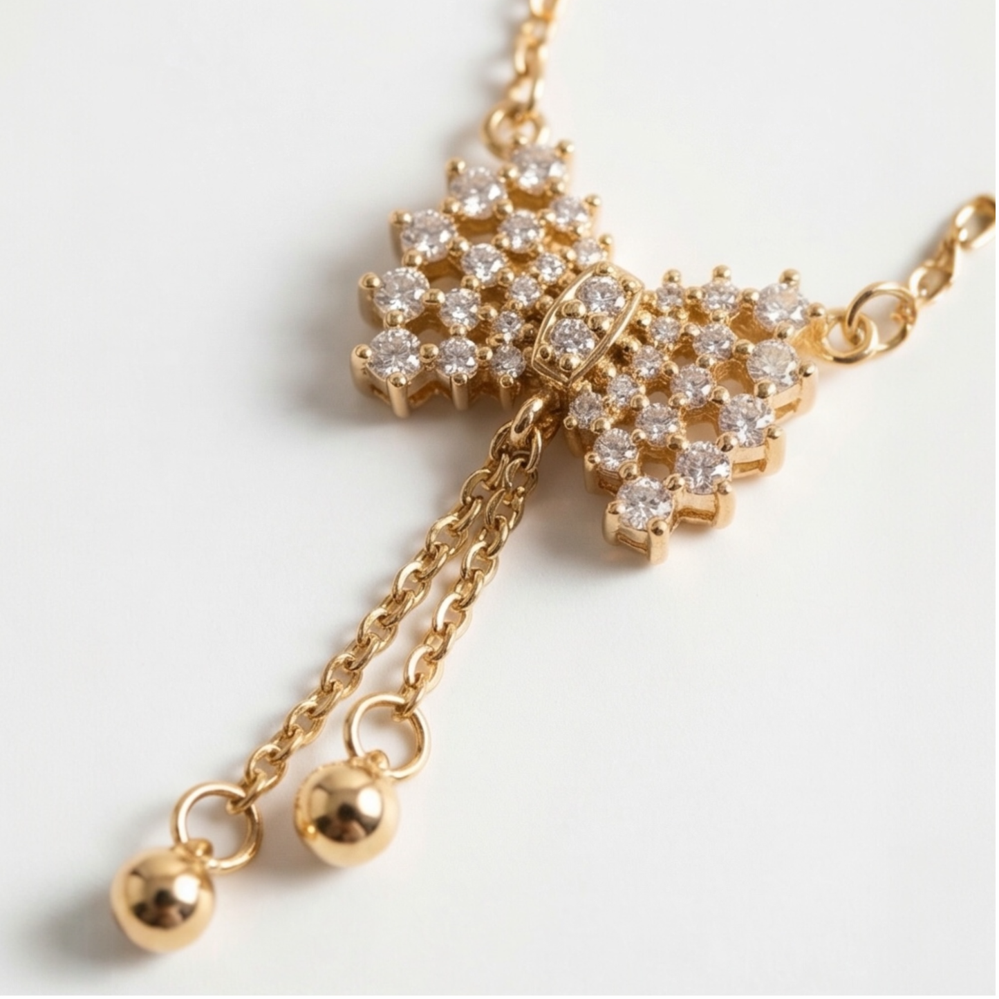 Delicate Gold-Plated Link Chain Necklace with Bun-Shaped Pendant