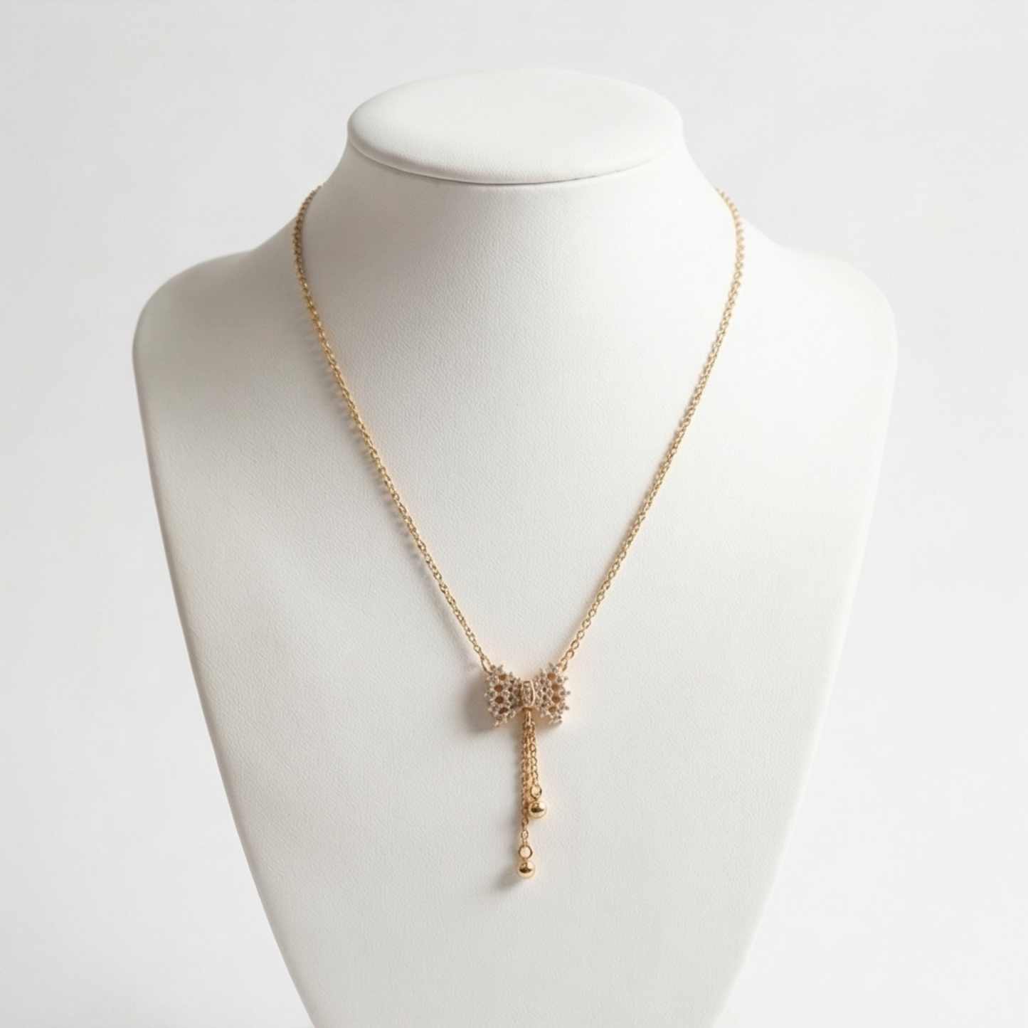 Delicate Gold-Plated Link Chain Necklace with Bun-Shaped Pendant