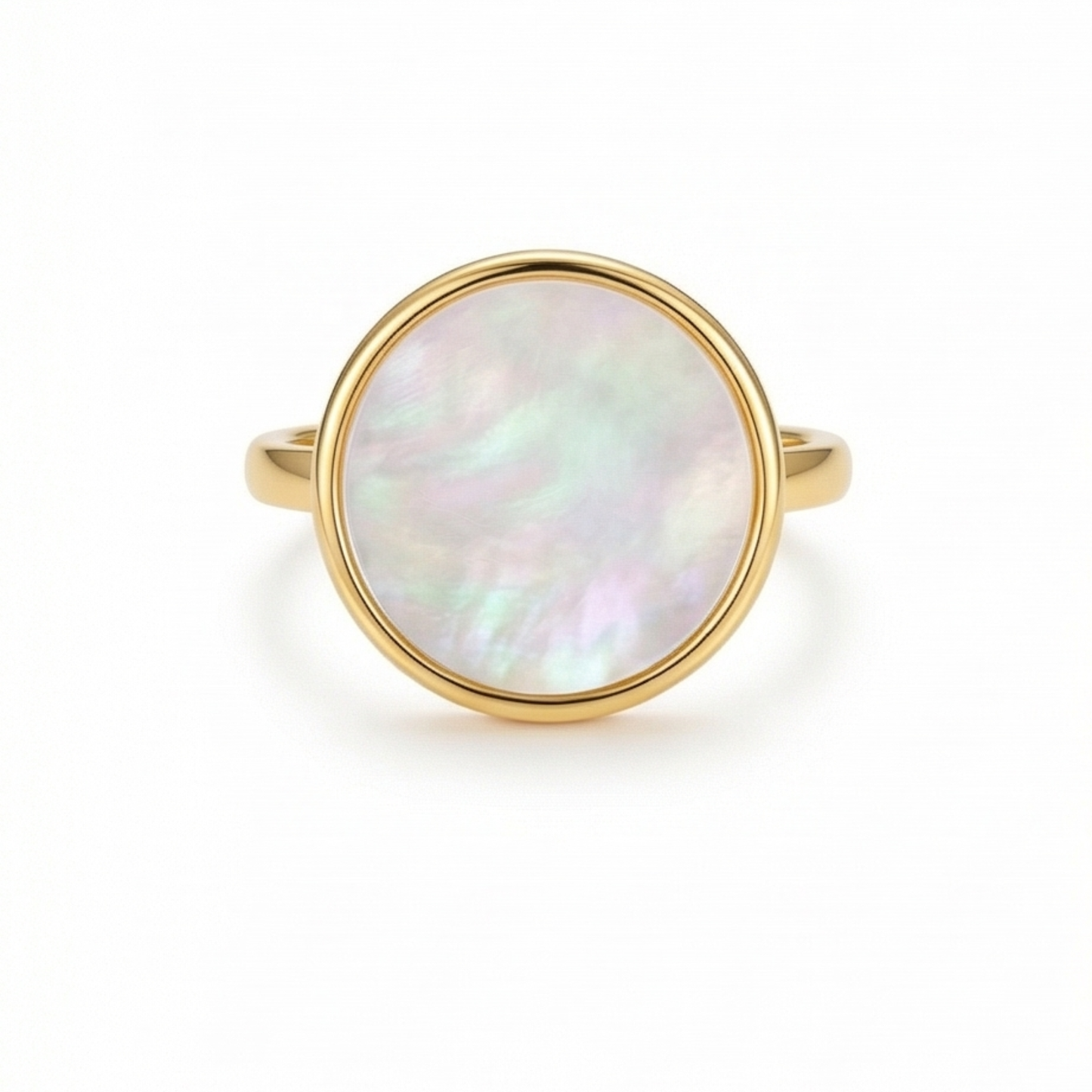 14k gold-plated ring, copper. Circular shape with mother-of-pearl shell