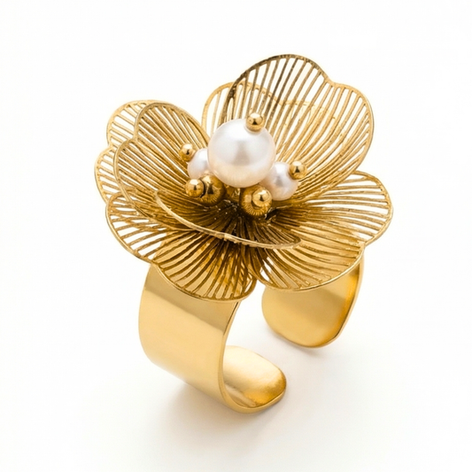 Flower ring, stainless steel plated in 14k gold, classic style