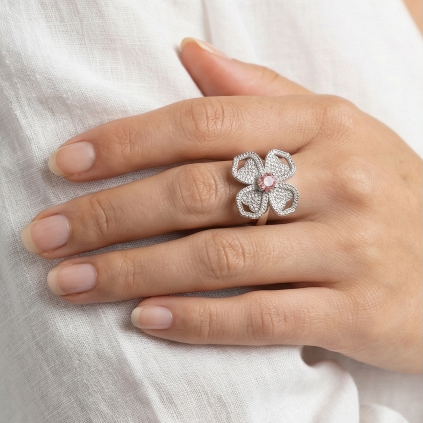 Sparkling Floral Design Thin Band Ring with Diamond Imitations