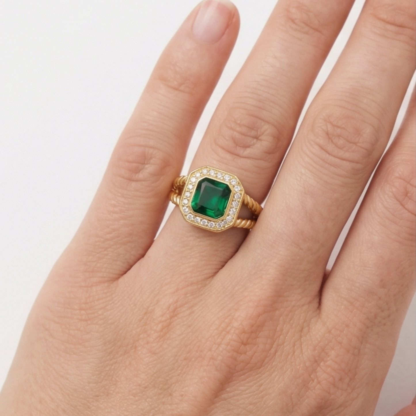 Gold-Plated Stainless Steel Ring with Zircon Inlay
