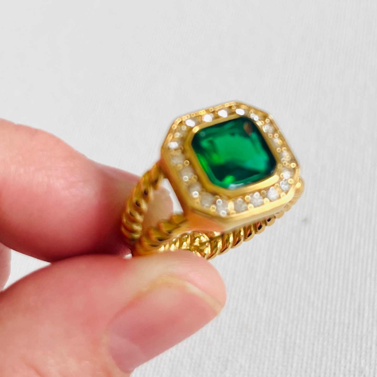 Gold-Plated Stainless Steel Ring with Zircon Inlay