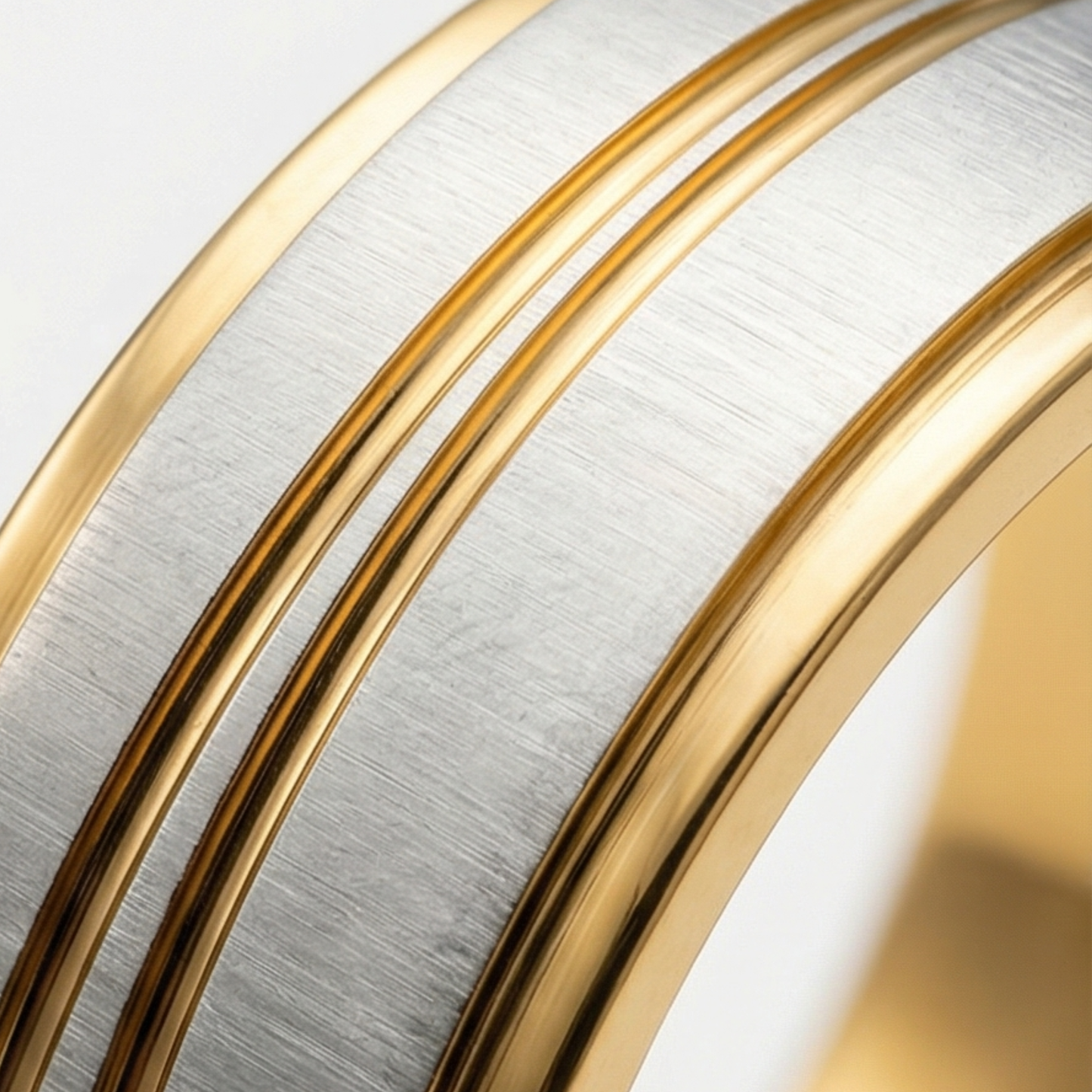 14K Gold-Plated Titanium band ring