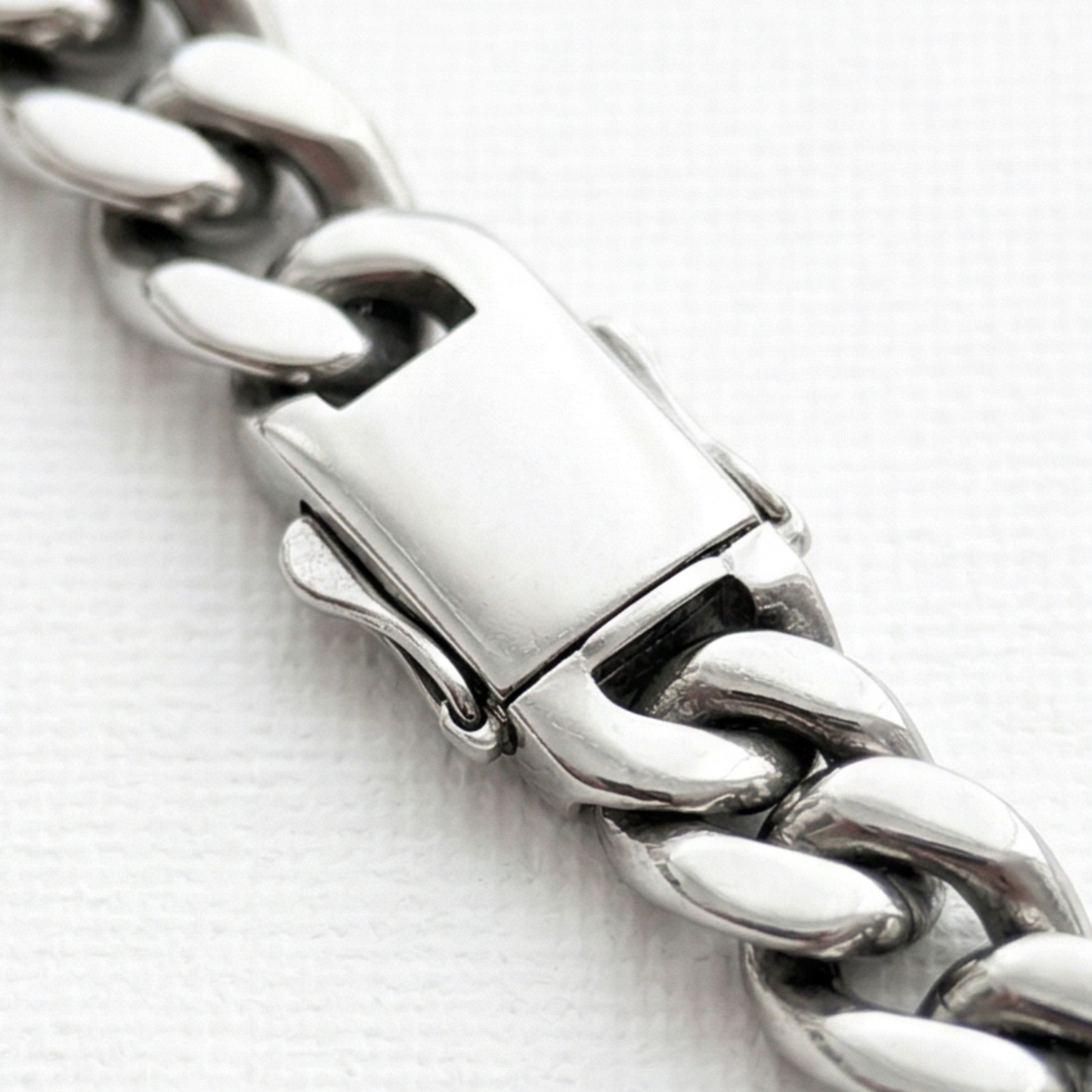 Cuban link bracelet