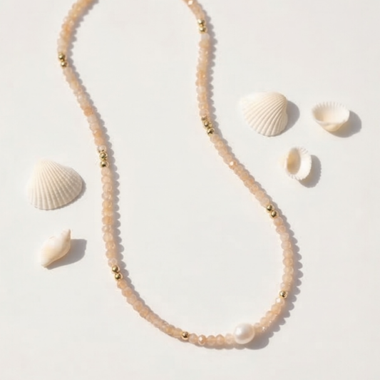 Natural freshwater beaded necklace