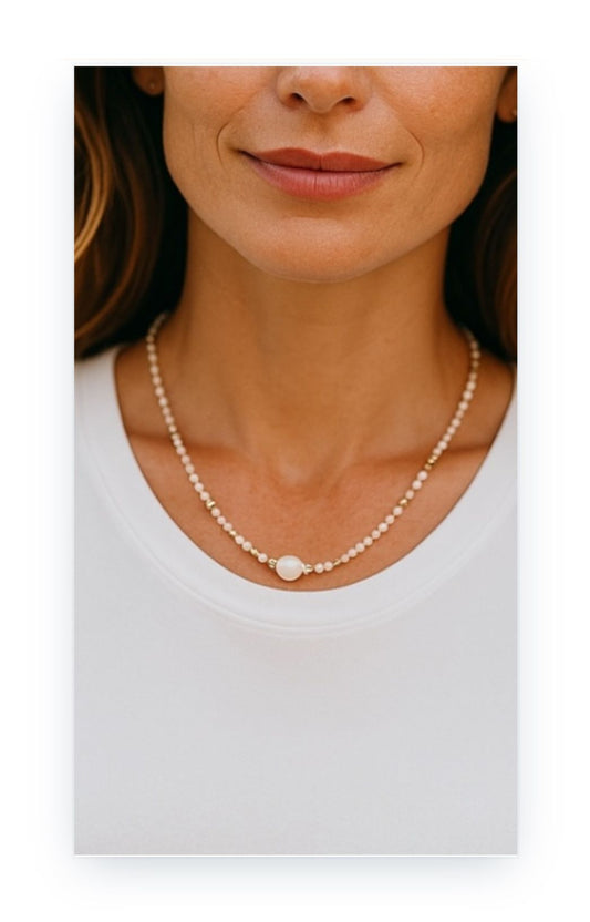 Natural freshwater beaded necklace