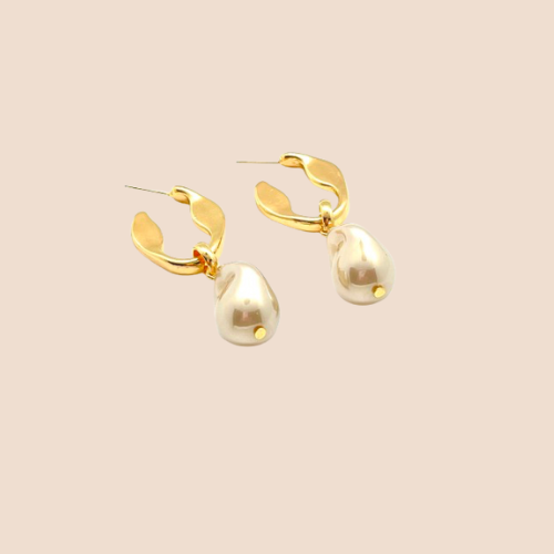 Gold-Plated Drop Earrings with Hanging Pearls on Copper Base